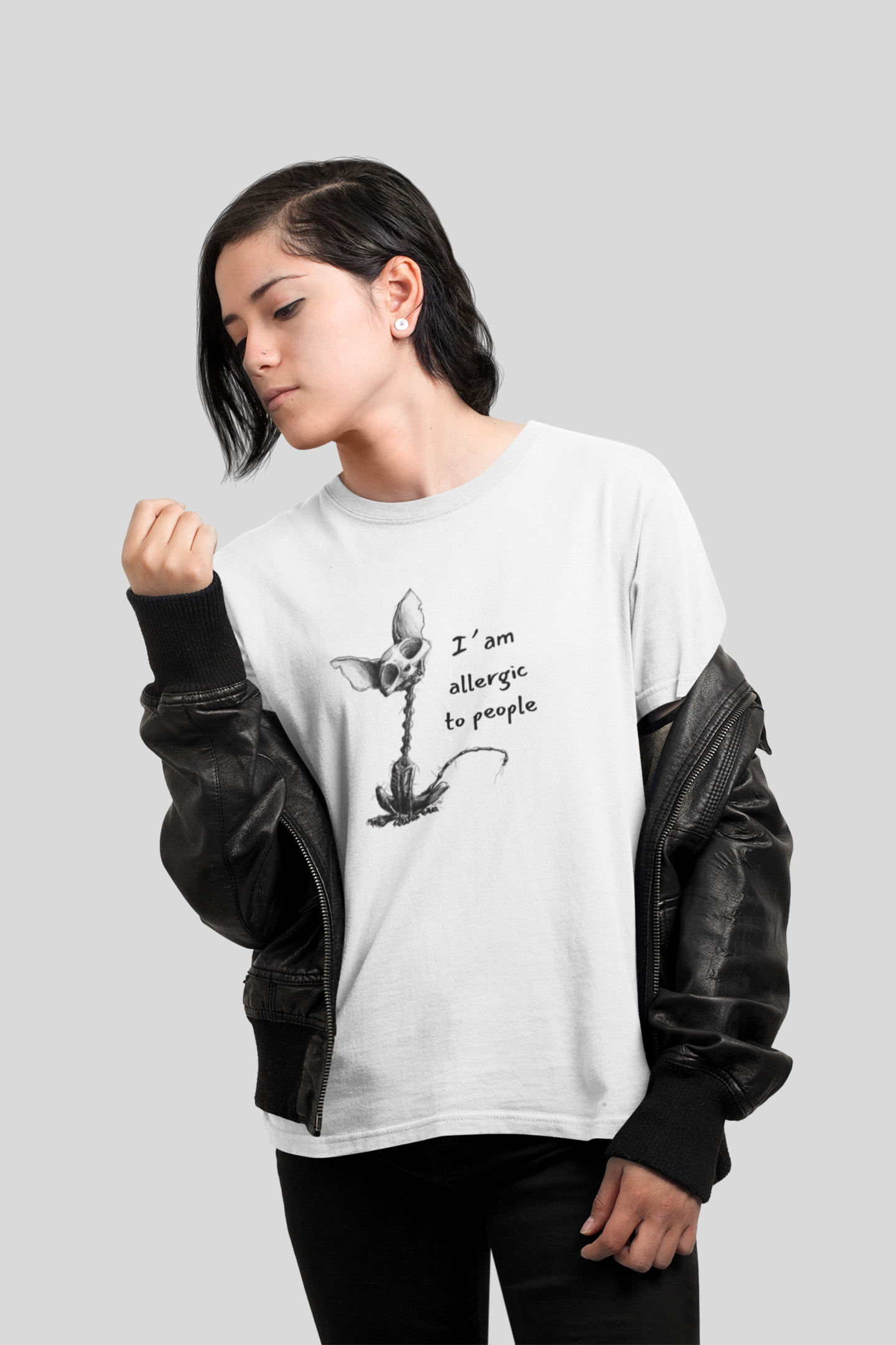 T-shirt cat skeleton